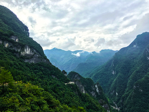 武陵山大裂谷(The Grand Rift at Wulingshan)