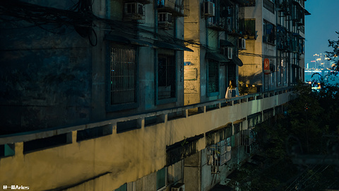 海棠溪筒子楼(Tube-shaped Apartment, Haitang Creek)